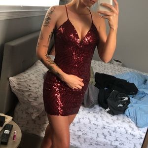 Windsor Embellished Mini Burgundy